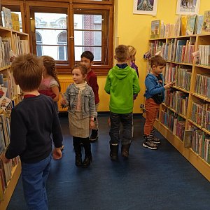 Návštěva prvňáčků v knihovně